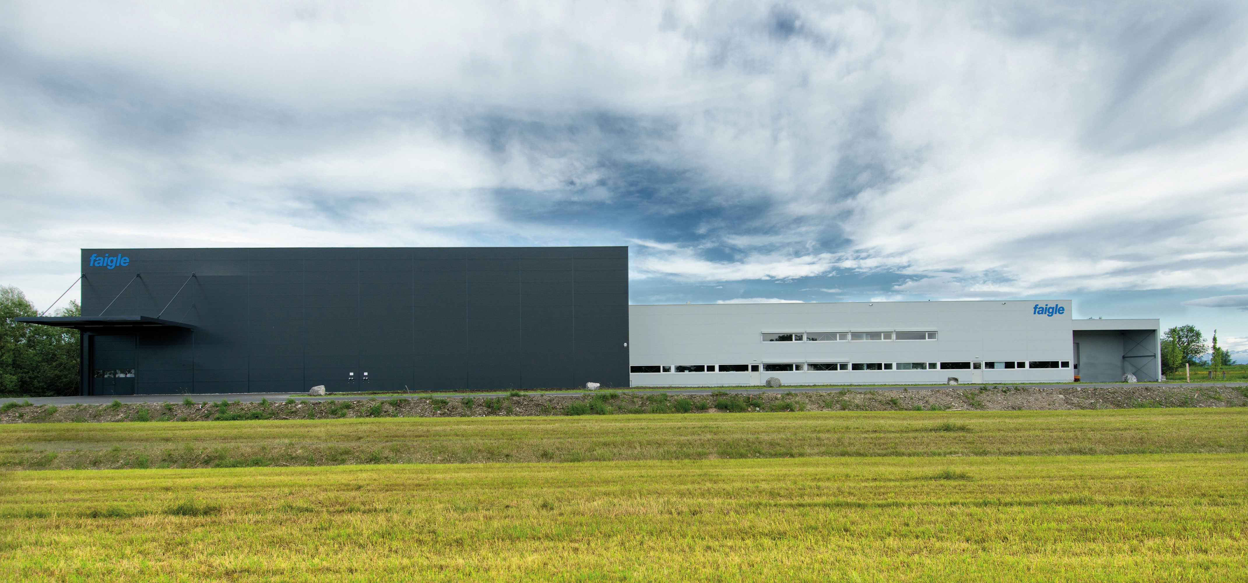 Mitarbeiter Versand- und Lagerlogistik (m/w/d)